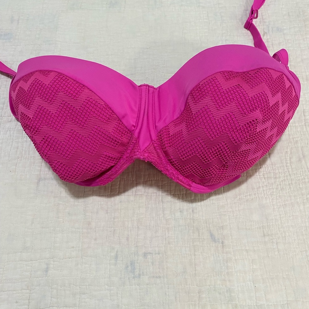 Vibrant Pink Bikini Top - Picture 7 of 16